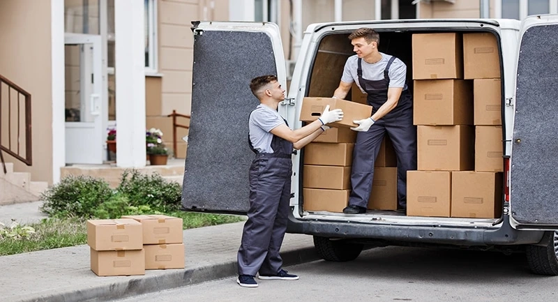 Where To Get Convenient Movers London Services?