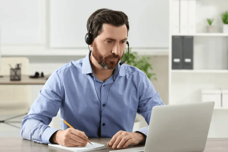 Blended Learning Solutions for Corporate Training