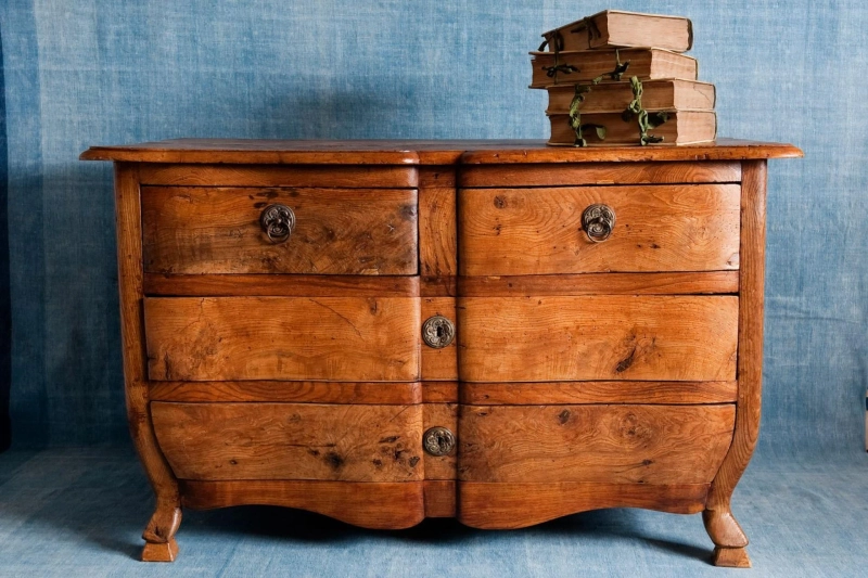 How to Sell Antique Furniture