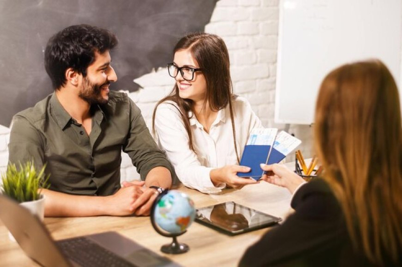 Navigating the Labyrinth: Finding the Best Consultancy for Abroad Studies in India