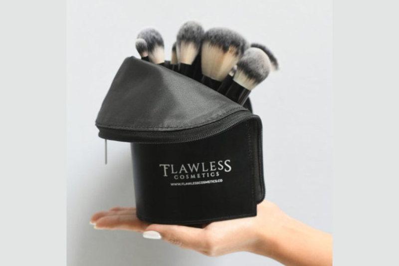5 Tips For Flawless Foundation Application With Makeup Brushes
