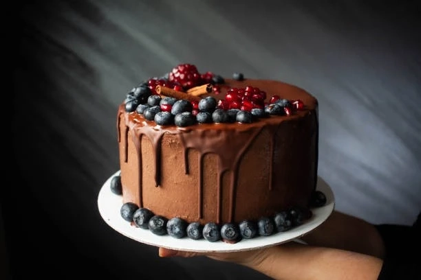 8 Factors to Consider When Finding the Best Cakes Online Near Me