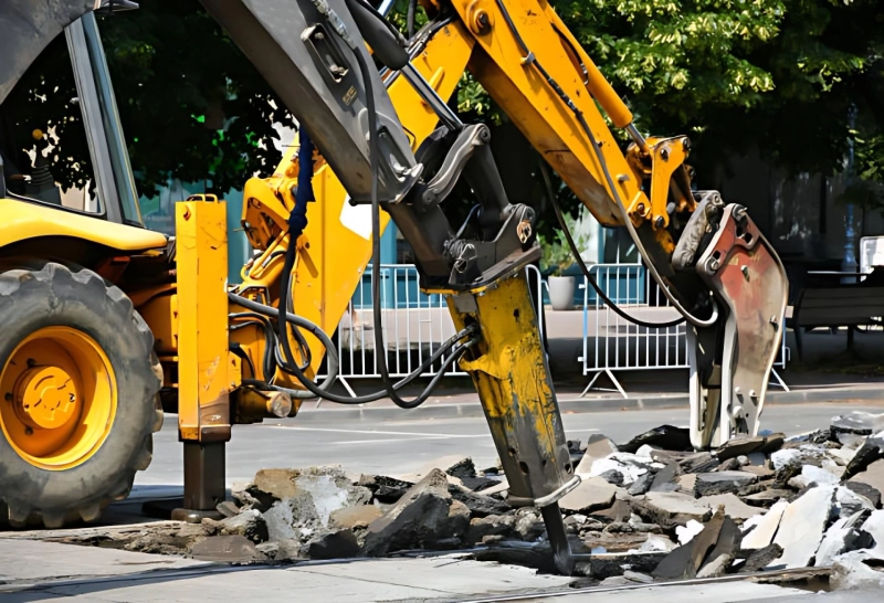 What Are the Benefits of Renting a Hydraulic Pile Hammer?