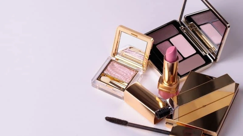 Effective Tips for Purchasing Makeup Online