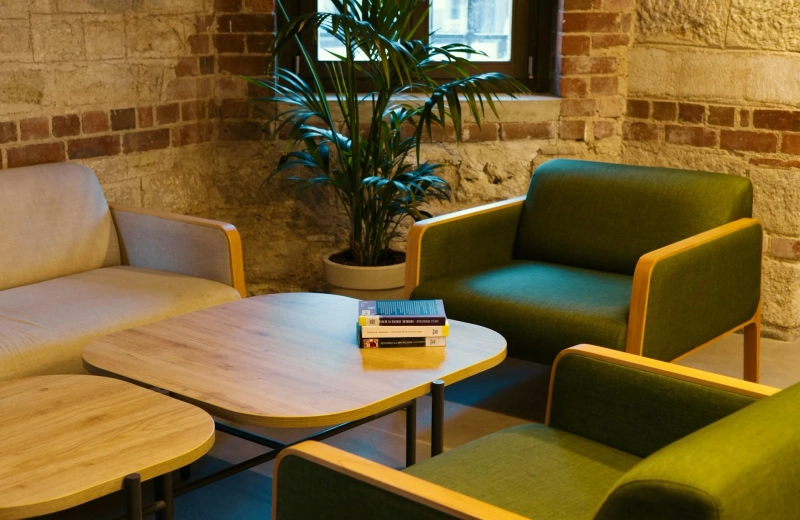 Interior Stone Veneers in a Toronto Home Renovation: Accent Wall Ideas That Feel Warm, Not Heavy