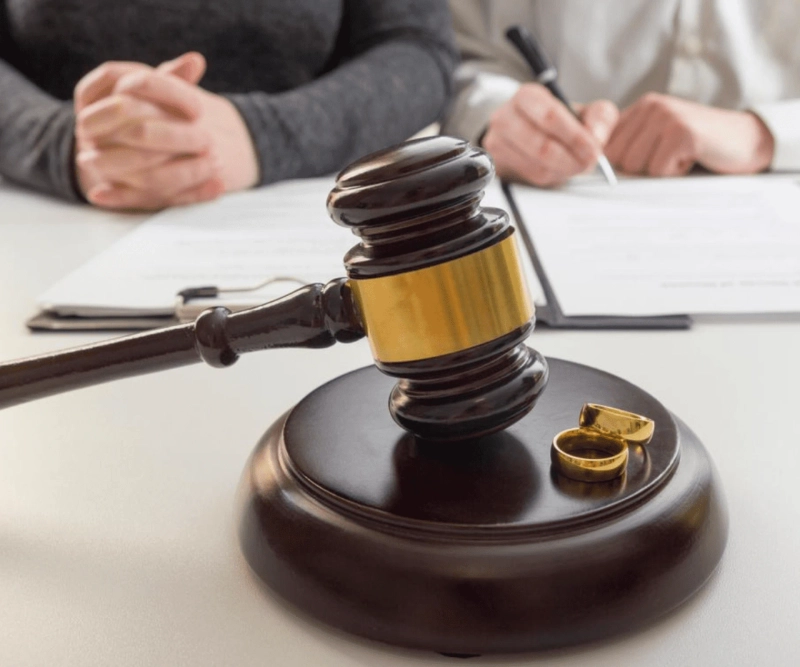  Property & Corporate Law Combined: Why Top Corporate Lawyers in India Are Needed for Real Estate Deals