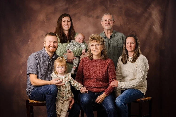 Capture key moments with family photographers in Vermont 	