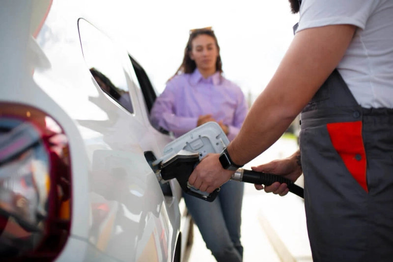 EMERGENCY FUEL SERVICE
