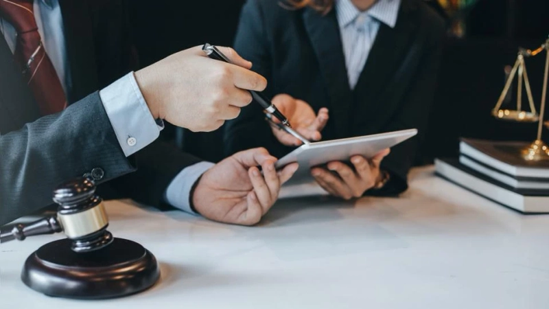 Bankruptcy Warning Signs: How Do I Know If I Am in Trouble?