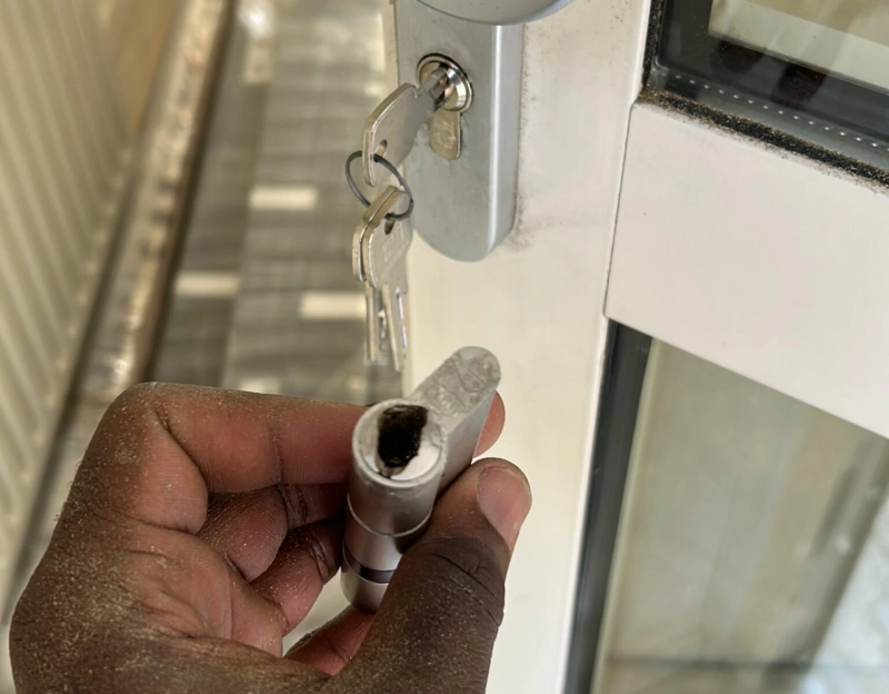 Locked Out? Call Locksmith Slotenmaker Lorenzo in the Netherlands