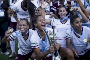 Corinthians e Palmeiras voltam a se enfrentar no feminino após 20 anos