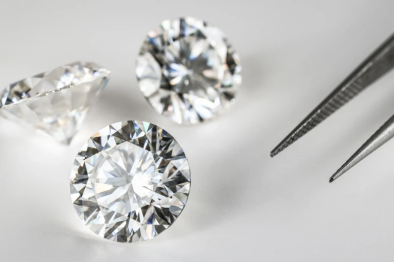 Second-Hand Diamond Jewelry Is Worth a Closer Look