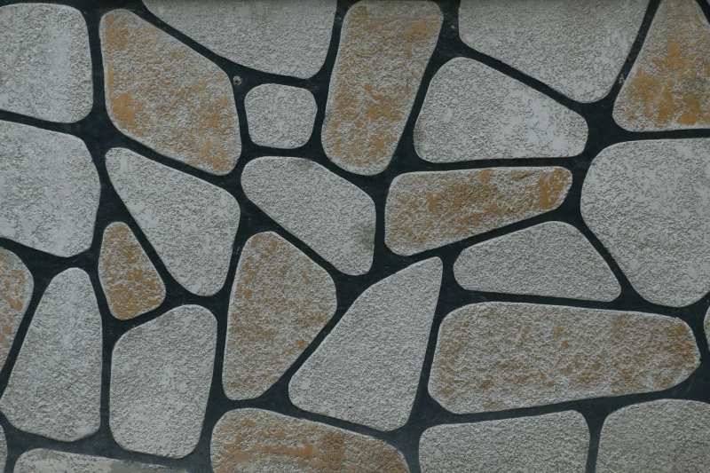 Comment choisir une fausse pierre qui imite parfaitement la nature