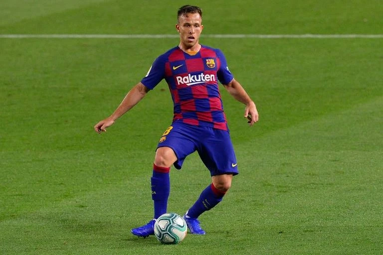 Barcelona vende Arthur para a Juventus por 72 milhões de euros