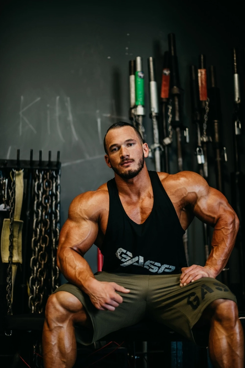 3 Exercises to Complement Your Squats on Leg Day