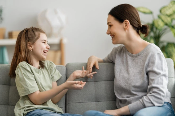 Follow these 5 tips to teach your kids Manners