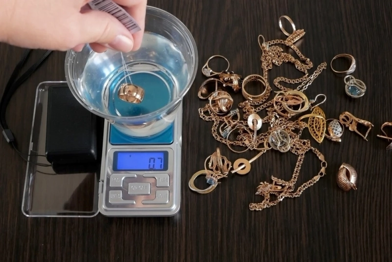Sell Your Gold For Cash with Confidence: The Do’s & Don’ts