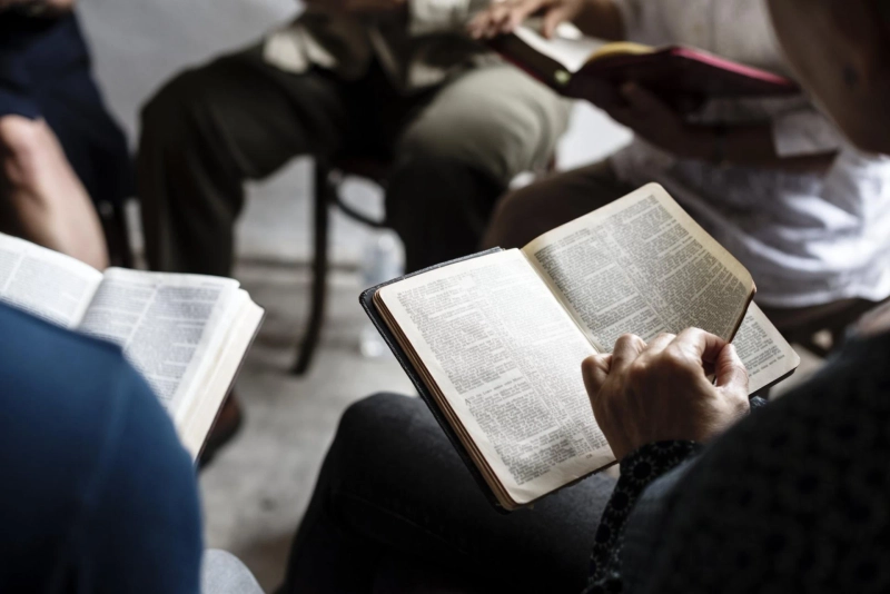 Essential Guidance: 10 Tips for Thriving in Bible College