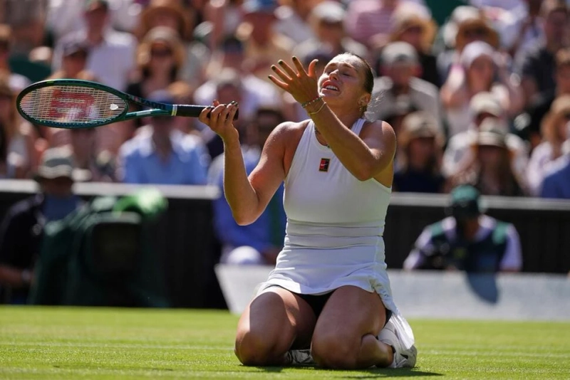 Sabalenka Gets Past Siegemund and Faces Anisimova