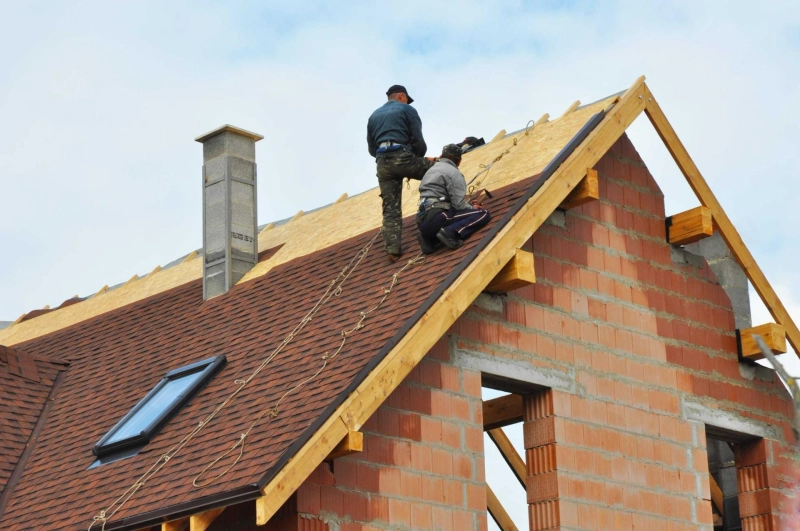 Common types of roofing materials used by roofing service providers
