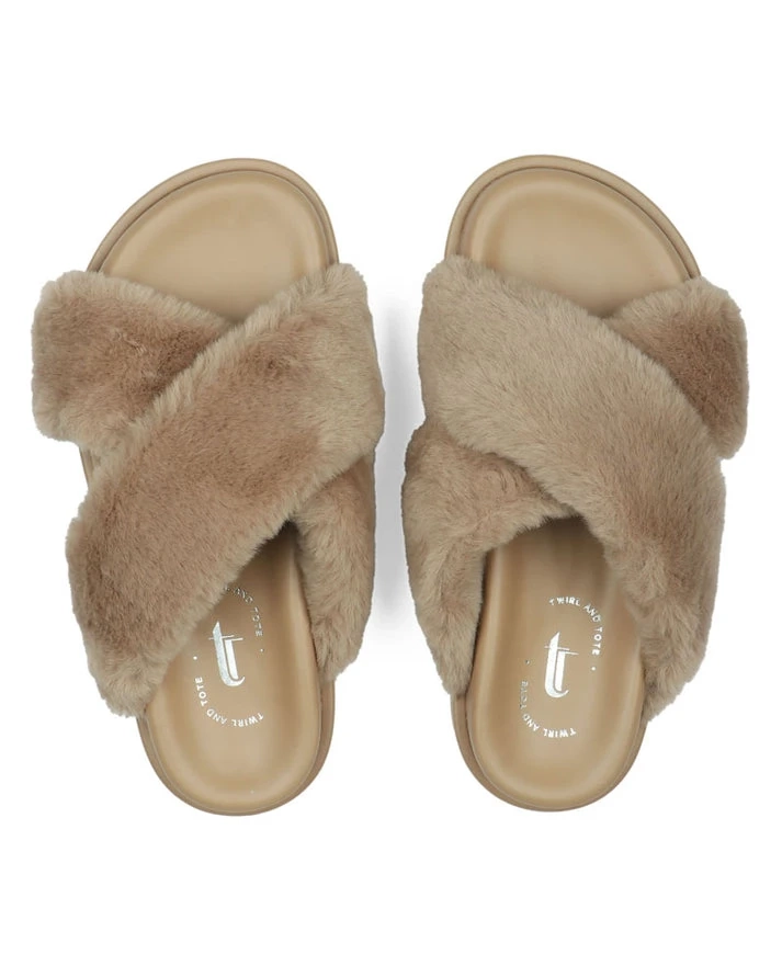 High Quality Footbeds vs Regular Footbeds: What’s the Real Difference?