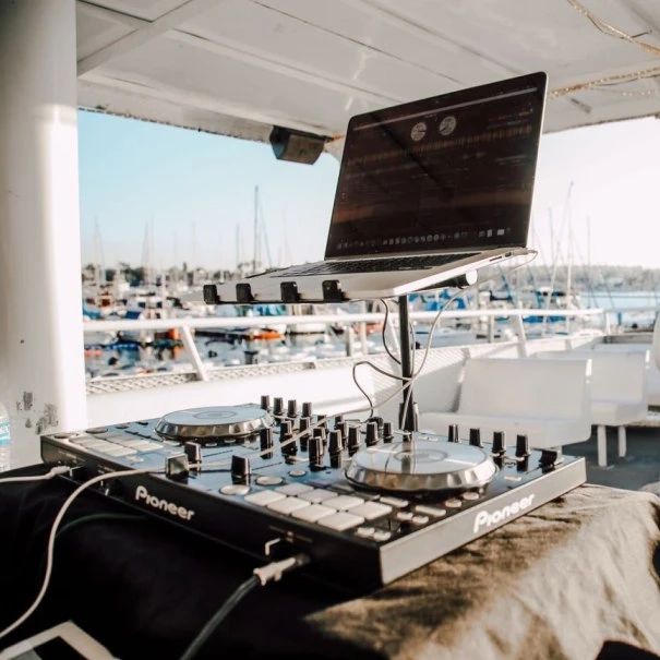 Navigating the Waves: Exploring the Best Charter Boat Experiences in San Diego!