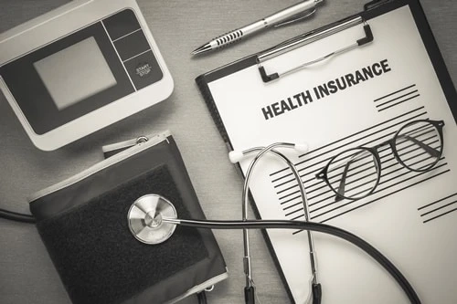 Investing in the future: Finding the Right Mediclaim Policy for your Family's Well-being