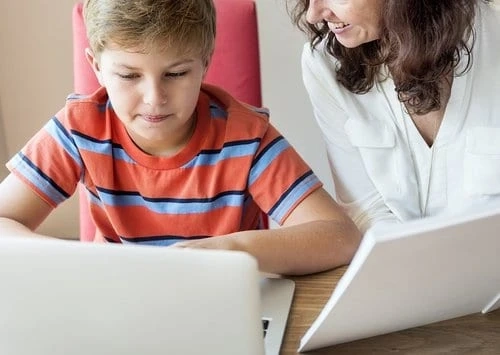 8 Steps towards Bilingual Homeschooling Success | HomeSchoolToGo