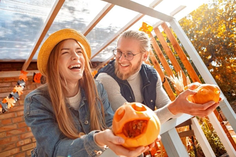 How to Make Halloween Romantic: Spooky, Fun, and Full of Love
