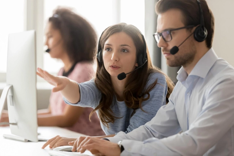 3 Ways How Call Center Outsourcing Reduces the Average Wait Time