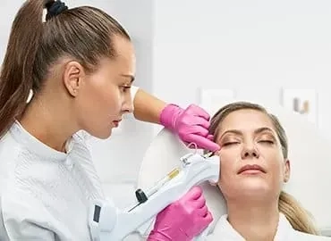 Cosmetic Mole Removal: Reducing Scarring and Promoting Recovery