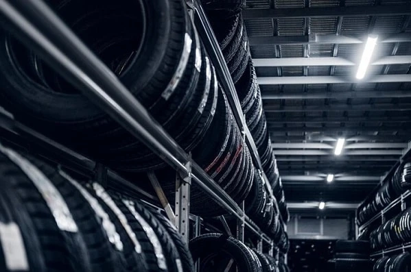 How to Choose the Right Tyres for Your Vehicle: A Comprehensive Guide