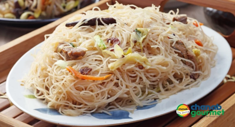 Breaking Bread Borders: Rice Noodles Meet Gourmet Food