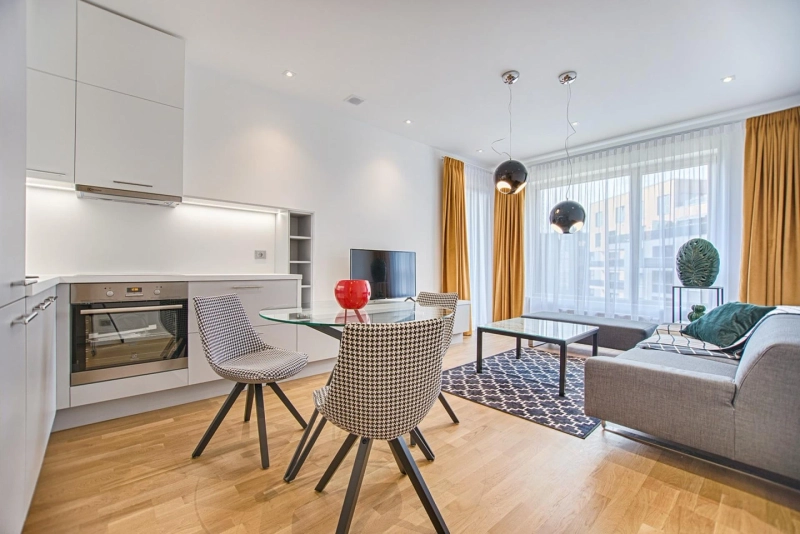 Curtains Vs Blinds - Advantages And Disadvantages