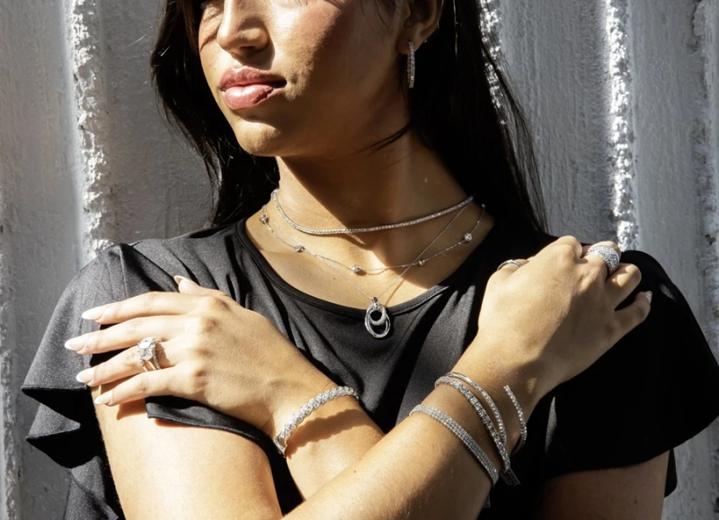 Bracelet Layering: How Many Is Too Many? 