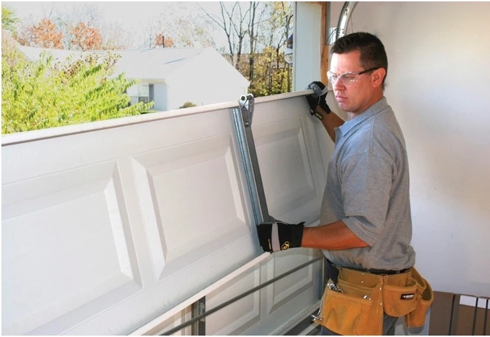 The 9 Best Garage Door Repair Services in Freehold NJ!