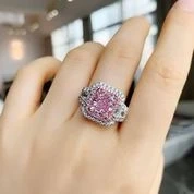 Pink Diamonds As A Engagement Ring