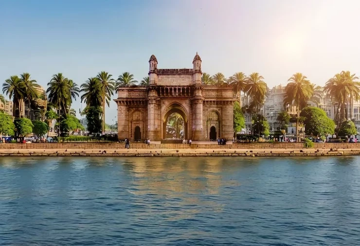 A Film Lover’s Fantasy: Your Complete Bollywood Tour Guide in Mumbai 2026: Itinerary & Insider Tips