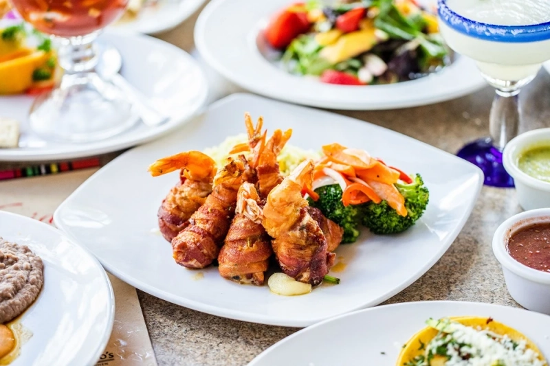 What Are the Unique Tastes and Rich Traditions of Tex-Mex and Mexican Seafood?