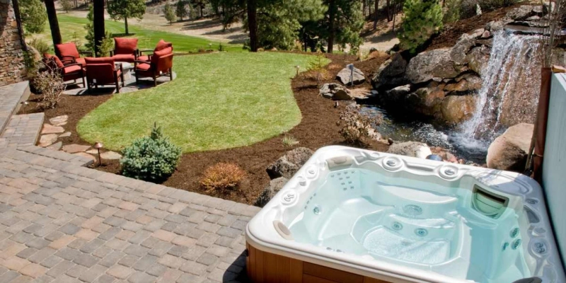 What You Should Know About Hot Tub Removal Services