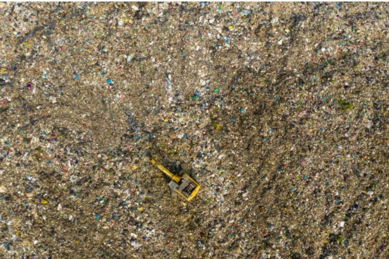 What are The Disadvantages of Disposing Solid Waste in Landfills