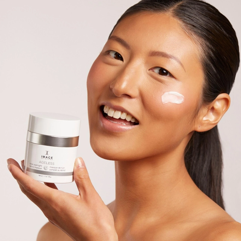 4 Solutions for Common Skincare Problems