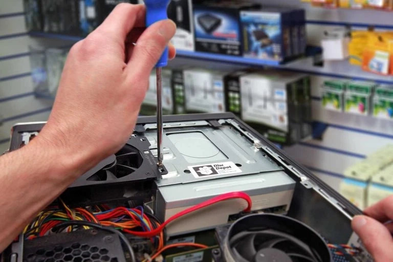 How Much Pay Is a Laptop Battery Replacement?
