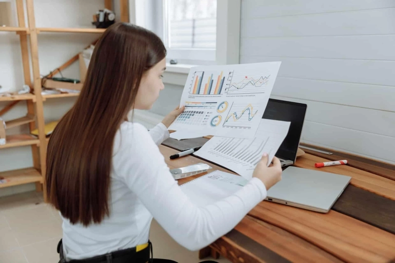 Tips to Find New Clients for Your Print on Demand Store