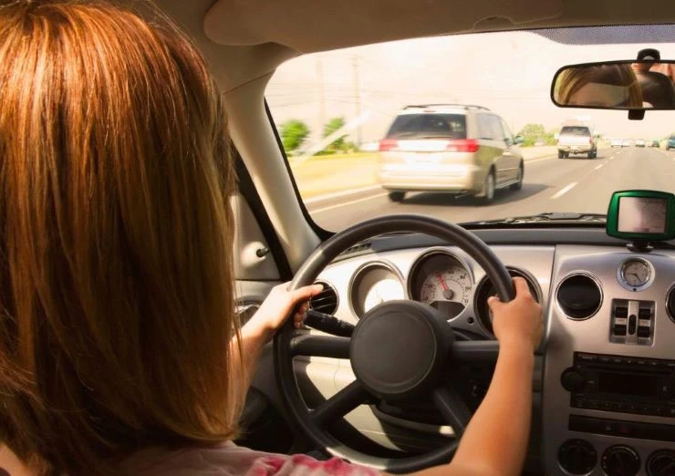 Manual driving lessons near Chingford UK