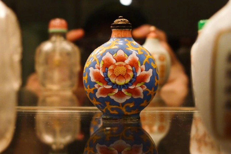 History of Chinese Snuff Bottles