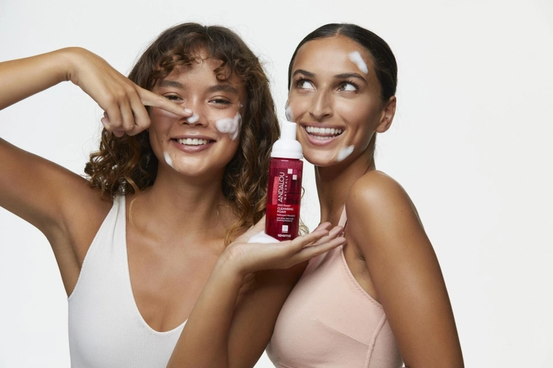 ‘Tis the Season of Beautifully Hydrated Skin!
