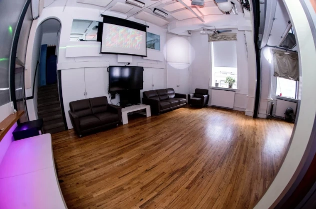 Unlock Your Voice With a Professional Podcast Recording Studio in NYC