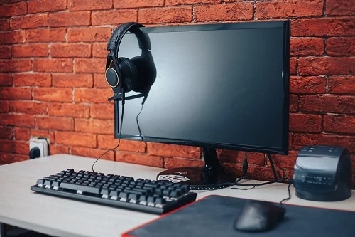 Various Applications and Benefits of KVM Switches