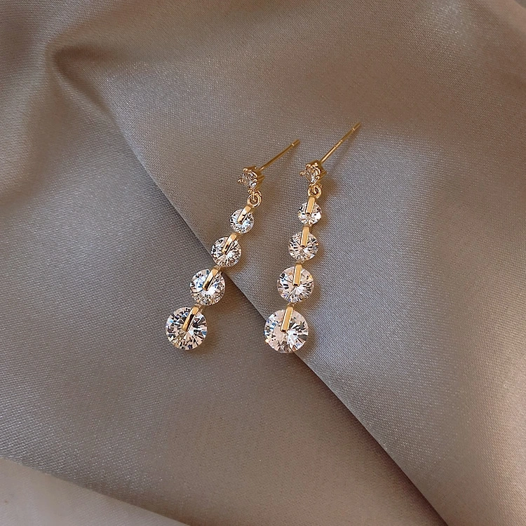Why Shop Owners Are Buying Wholesale Jewelry?